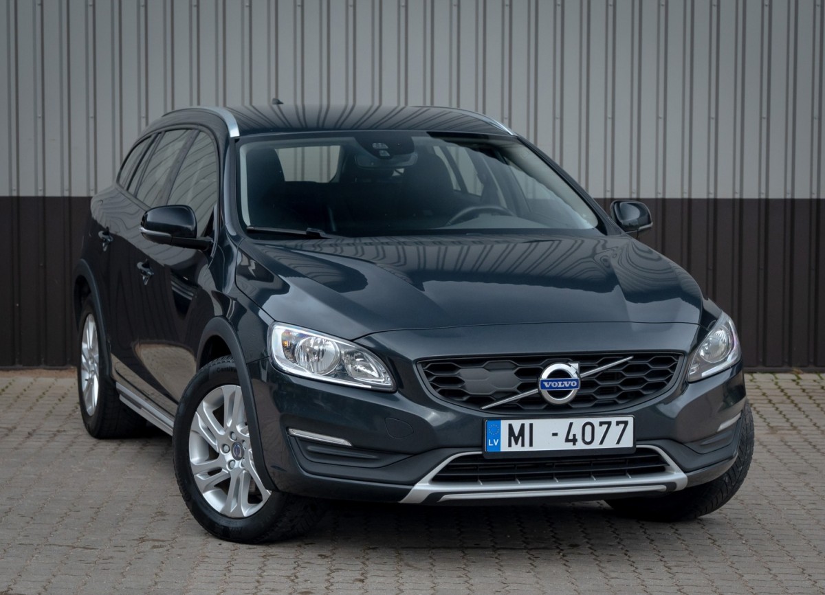 Volvo V60 Cross Country