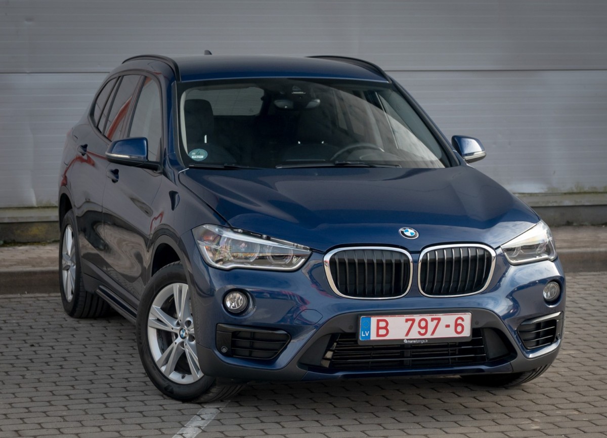 BMW X1