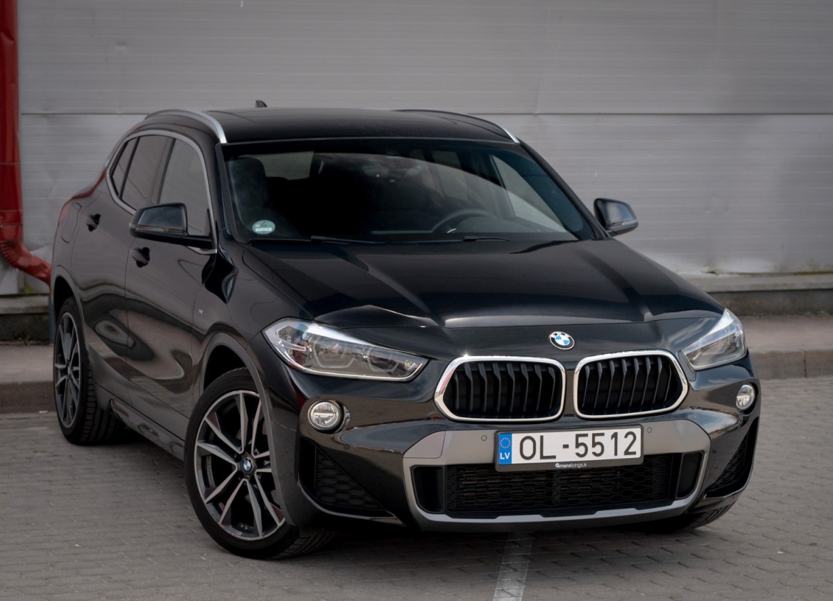 BMW X2