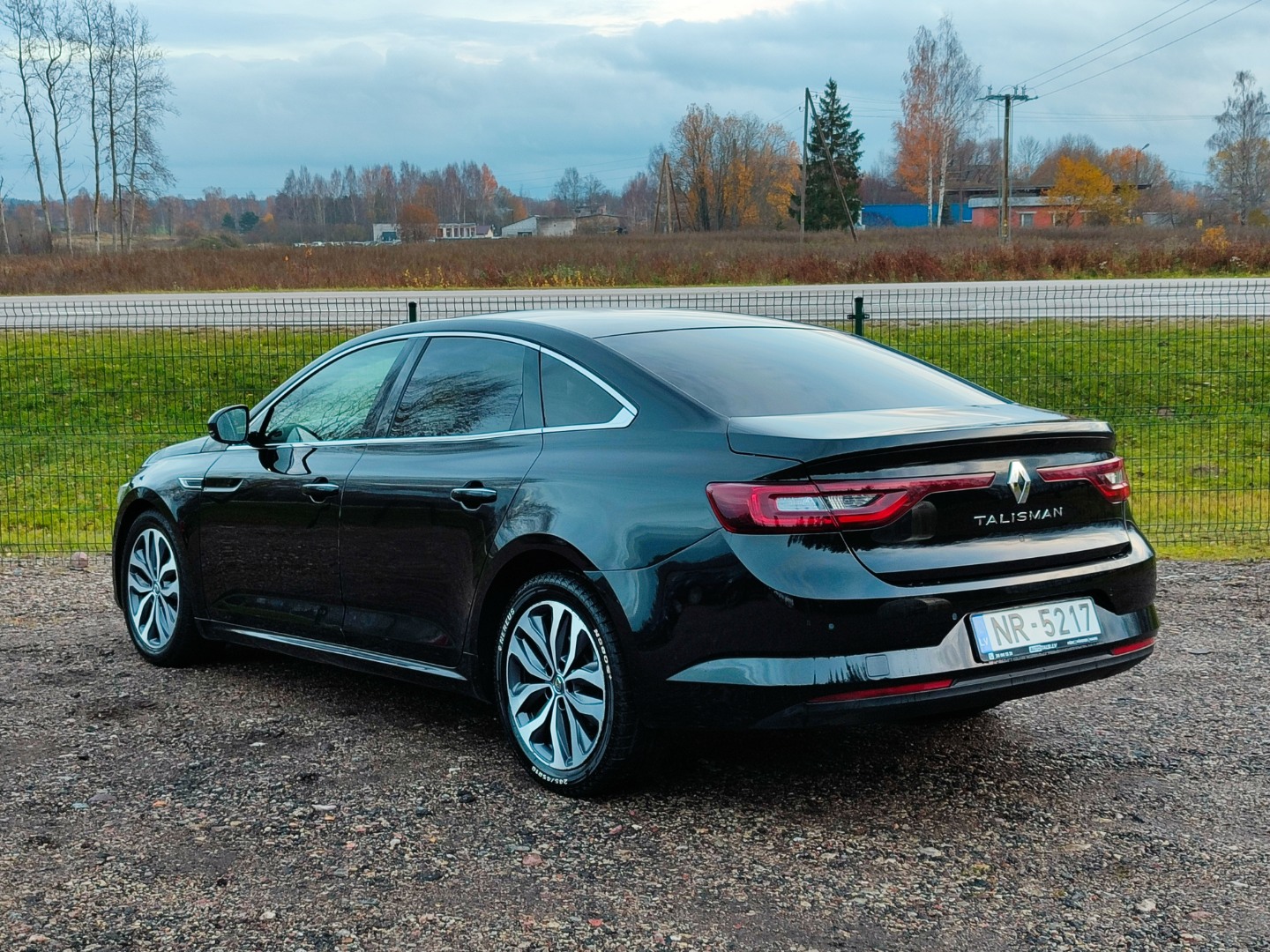 Купить б/у Renault Talisman, 1.6 дизель, седан, 2017 год. Коробка  передач:автомат. - manslizings.lv.