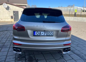 Porsche Cayenne S