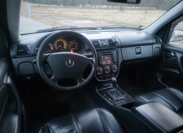 Mercedes-Benz ML270