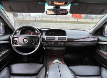 BMW 730