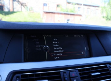 BMW 525