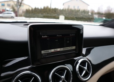 Mercedes-Benz CLA250