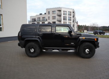 Hummer H3