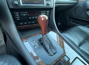 BMW 730