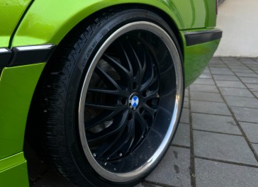 BMW 730