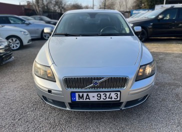 Volvo S40