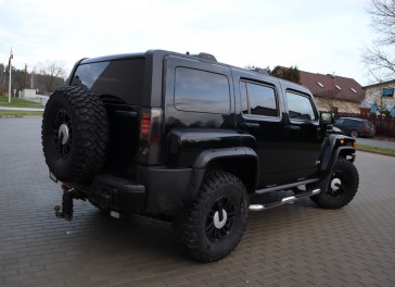 Hummer H3