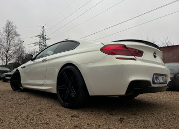 BMW 650
