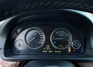BMW 525
