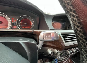 BMW 730