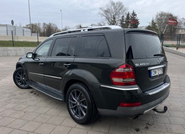 Mercedes-Benz GL420