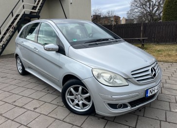 Mercedes-Benz B200