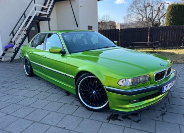 BMW 730