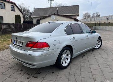 BMW 730