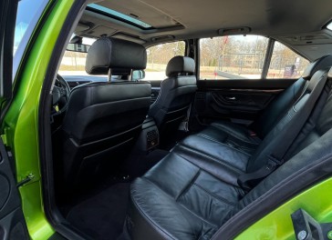 BMW 730