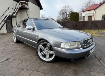 Audi S8