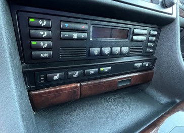 BMW 730