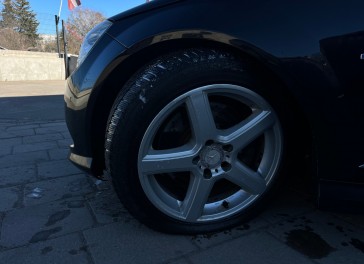 Mercedes-Benz C350