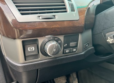 BMW 730