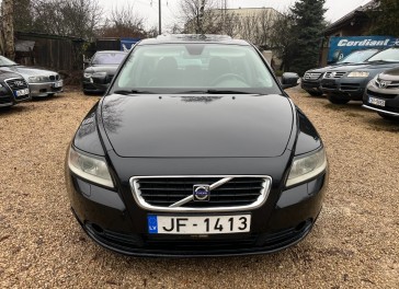 Volvo S40