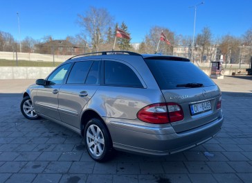 Mercedes-Benz E280