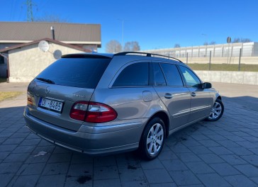 Mercedes-Benz E280