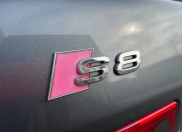 Audi S8