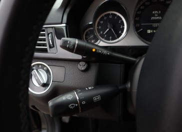 Mercedes-Benz E200