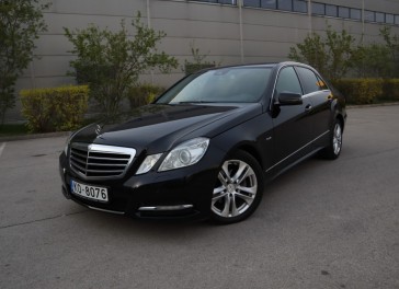 Mercedes-Benz E200