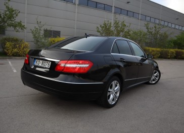 Mercedes-Benz E200
