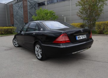 Mercedes-Benz S400