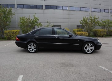 Mercedes-Benz S400
