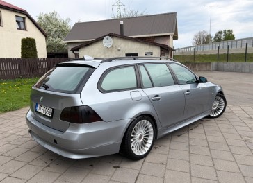 BMW 525