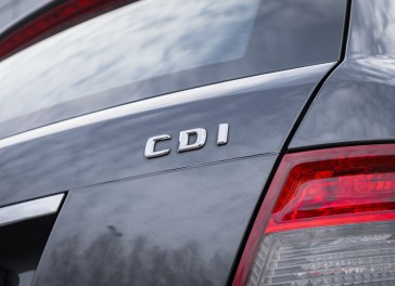 Mercedes-Benz C220