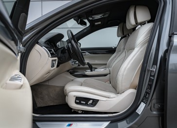 BMW 730
