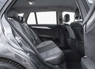 Mercedes-Benz C220