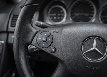 Mercedes-Benz C220