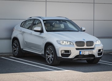 BMW X6