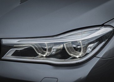BMW 730