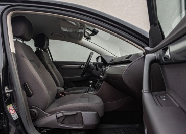 VW Passat (B7)