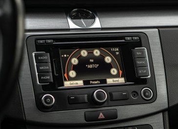 VW Passat (B7)
