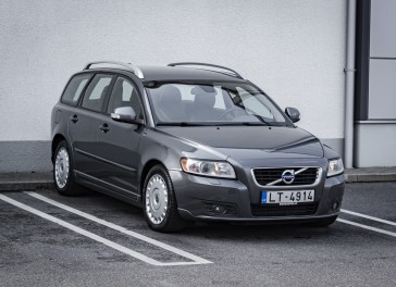 Volvo V50