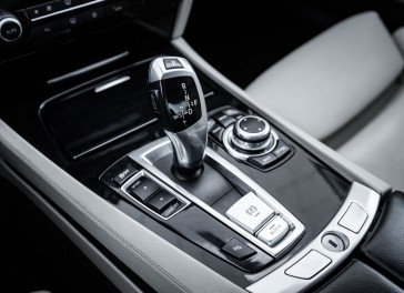 BMW 730