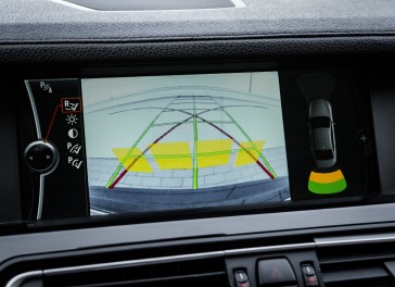 BMW 730