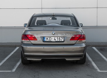 BMW 730