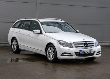 Mercedes-Benz C180