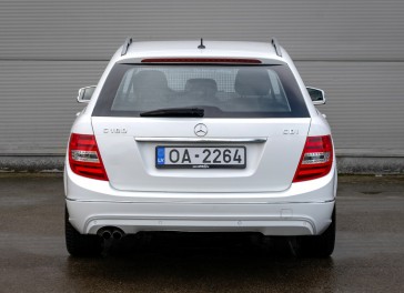 Mercedes-Benz C180
